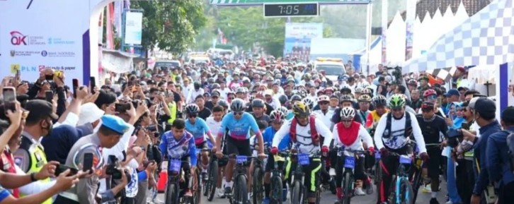 Ribuan Goweser Padati Danau Ranau, SRGF 2025 Dongkrak Pariwisata dan Ekonomi Lokal