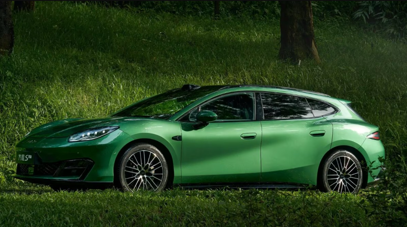 BYD Rilis Formula S, Sedan Listrik dengan Jarak Tempuh 900 Km 