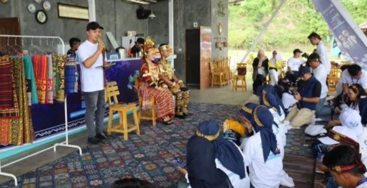 Disbudpar OKU Selatan Gandeng Konten Kreator Promosikan Budaya dan Wisata Danau Ranau