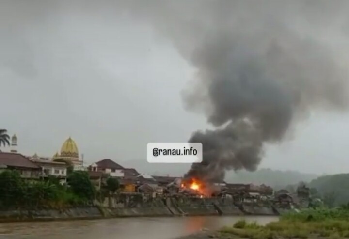 Begini Kronologis Kebakaran di Muaradua, Penyebabnya Rumah Kosong 