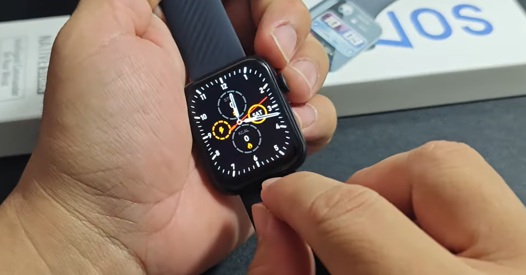 Rekomendasi Smartwatch Murah 100 Ribuan Terbaik 2026, Fitur Lengkap dan Baterai Awet