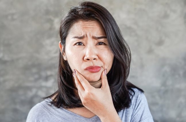 Jangan Abaikan Gejala Wajah Miring dan Bicara Pelo, Bisa Jadi Tanda Stroke!