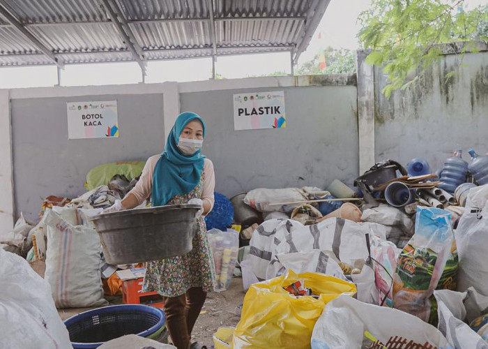 PLN UID S2JB Galang Aksi Lingkungan Lewat Program BOTTLE-UP, Sampah Disulap Jadi Harapan