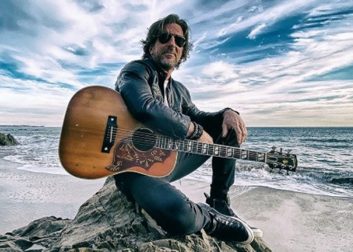 Musisi Peraih Grammy, Brett James, Tewas dalam Kecelakaan Pesawat