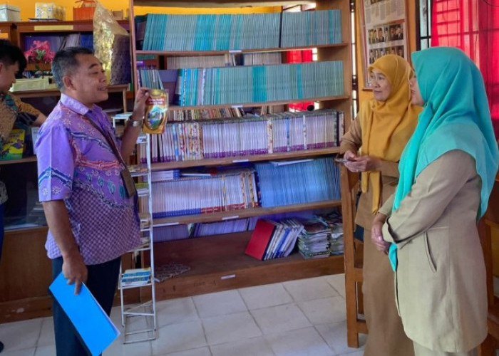 Dorong Minat Baca Siswa, Lakukan Pembinaan ke Sekolah-Sekolah