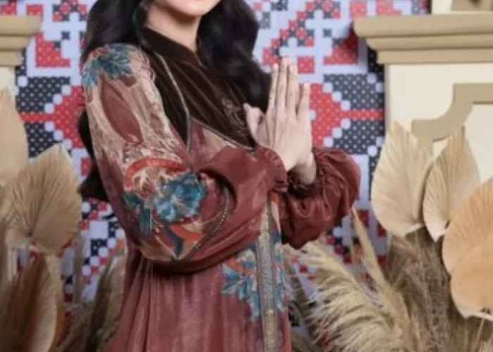 Dewi Perssik Habiskan Hari Pertama Puasa Bersama Putranya