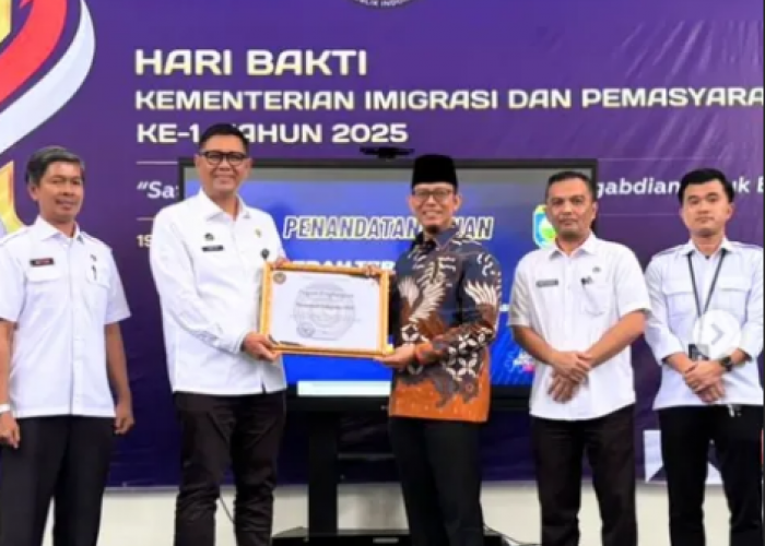 Pemkab OKU Hibahkan Tanah dan Bangunan kepada Kantor Imigrasi Baturaja
