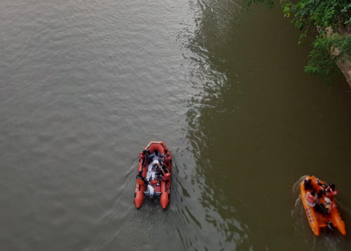 Jasad Atdenen Ditemukan di Sungai Ogan oleh Penyelam Tradisional