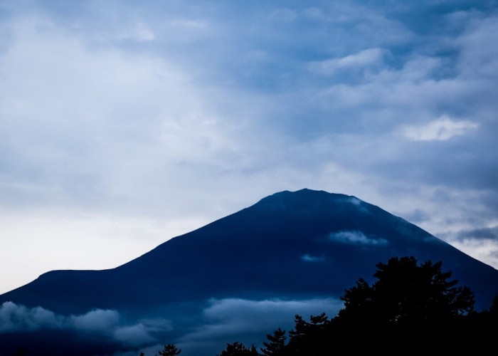 Gunung Fuji Belum Bersalju Hingga Akhir Oktober, Pecahkan Rekor 130 Tahun