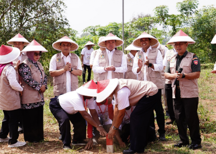 Menteri Nusron: Semua Masyarakat Wajib Pasang Patok