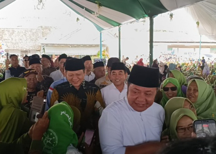 Ribuan Jamaah Hadiri Pengajian Akbar 1 Abad NU di OKU Timur