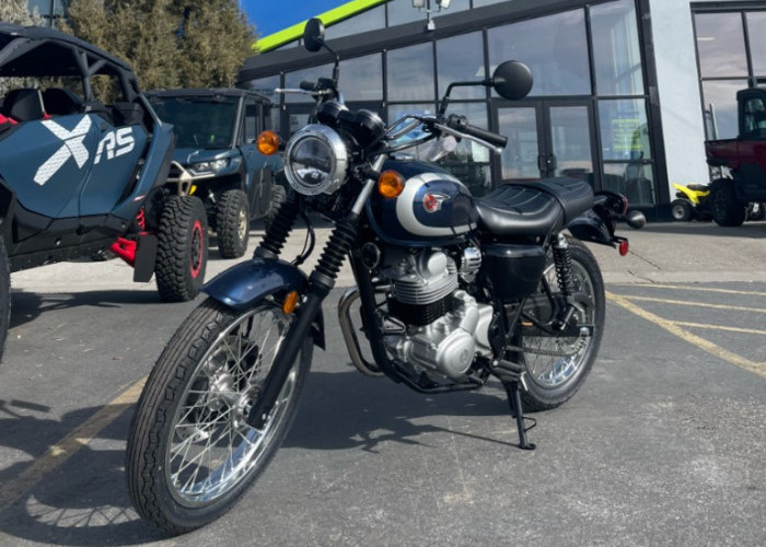 Kawasaki W230 2025 Resmi Masuk Indonesia, Retro Klasik dengan Sentuhan Modern yang Pas Buat Harian