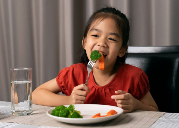 Anak Makan Lahap Tapi Berat Badan Tak Naik? Ini Penyebabnya!