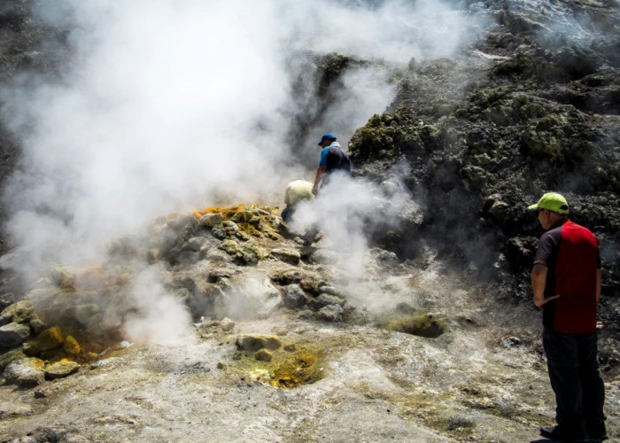 Aktivitas Supervolcano Meningkat! Apa yang Terjadi dengan Campi Flegrei dan Long Valley?