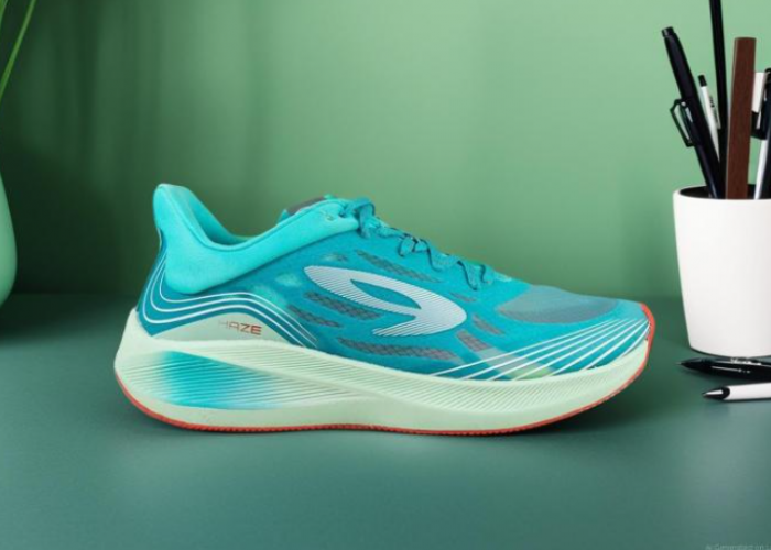 Cari Sepatu Lari Ringan 2026? Produk Lokal Ini Nyaman Buat Jogging Harian