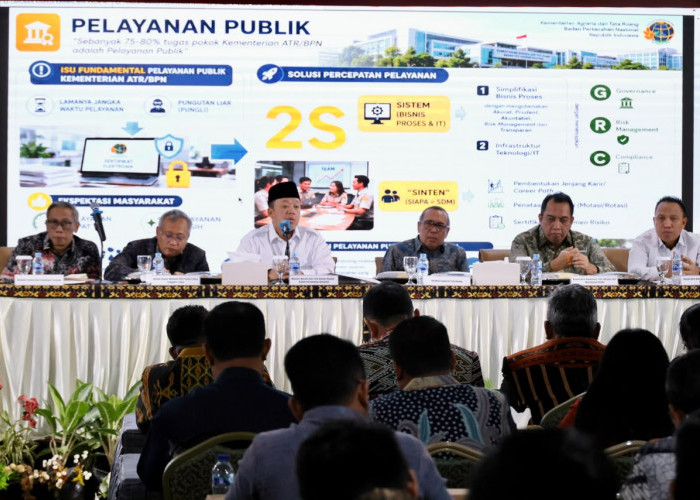 Beri Pengarahan Soal Layanan di Kanwil BPN Provinsi NTT, Menteri Nusron: Gunakan Sudut Pandang Masyarakat  