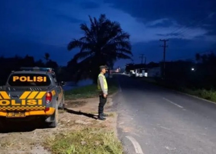 Cegah Balap Liar Usai Sahur, Polsek Belitang II Intensifkan Patroli Dini Hari
