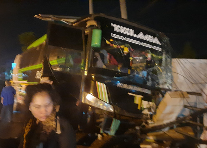 Kecelakaan Tunggal Bus AKP Telaga di Baturaja, Tabrak Tiang dan Pagar,  Begini Kronologisnya