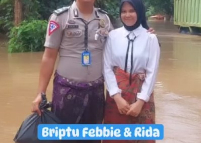 Demi Bisa Ikuti Sidang Pernikahan, Anggota Satlantas Polres OKU Rela Terjang Banjir
