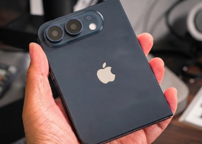 iPhone Ultra Resmi Bikin Geger: Ponsel Lipat Pertama Apple Ini Diklaim Nyaris Tanpa Lipatan!