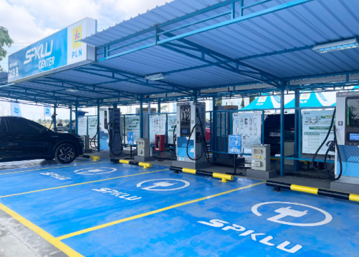 Makin Mudahkan Pengguna EV, PLN Operasikan Lagi 4 Lokasi SPKLU Center Pada Momen HUT RI
