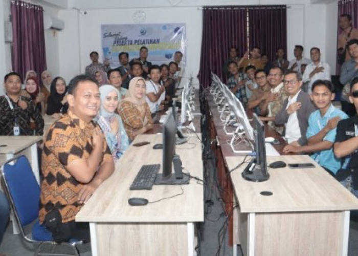 Tingkatkan Layanan Melalui Pelatihan Teknologi Informasi