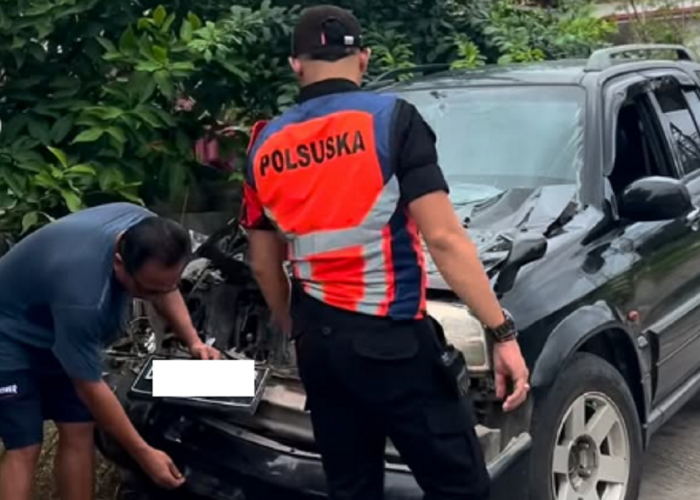 Suzuki Escudo Tabrak Gerbong KAI Babaranjang di Baturaja, Dua Penumpang Luka-Luka