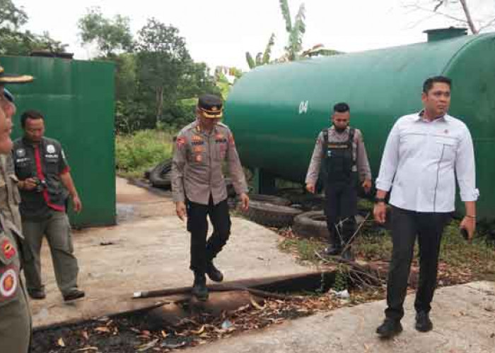 Pebisnis BBM Ilegal di Palembang Buru-brur Kosongkan Tempat, Hindari Penggerebekan Polisi