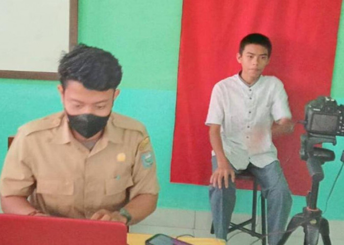 Hindari Kendala, Disdukcapil OKU Rekam E-KTP di Sekolah