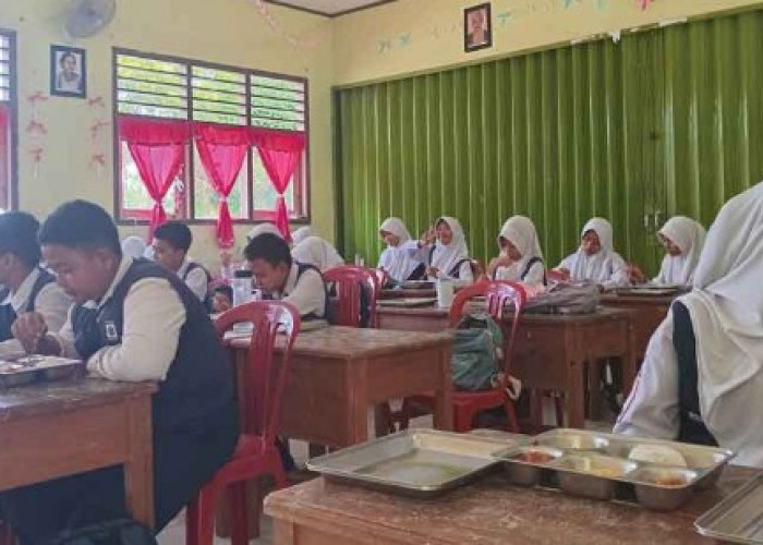 Makan Bergizi Gratis di OKU Timur Baru Capai 36 Persen dari Total Sasaran
