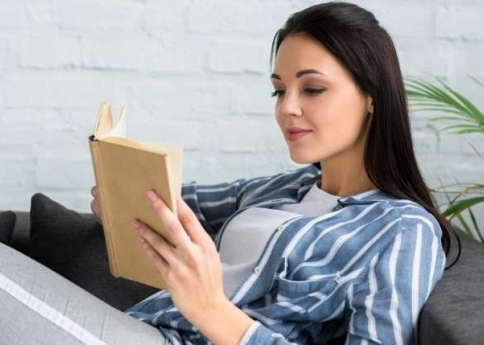 4 Manfaat Membaca Buku untuk Kesehatan Otak dan Jiwa