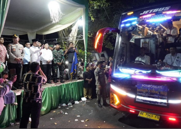 Sebanyak 370 CJH OKU Timur Dilepas di Balai Rakyat