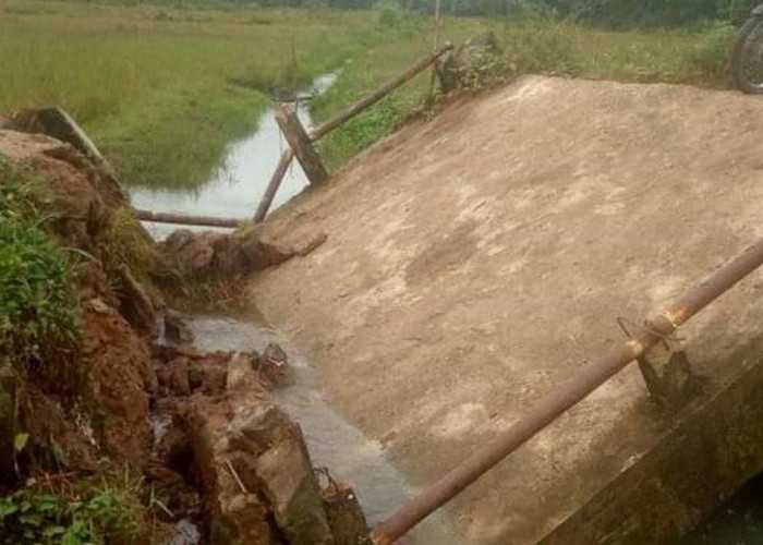 Hujan Deras, Jembatan Rusak di 2 Kabupaten 