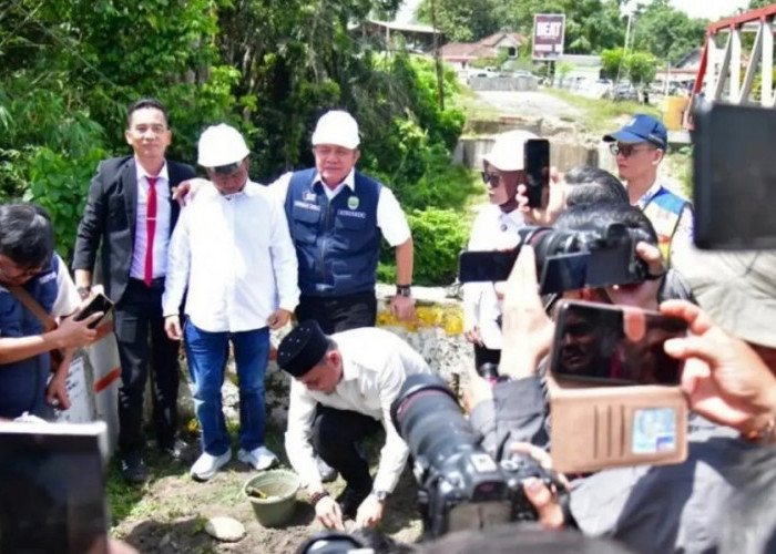 Ketua DPRD Sumsel, Andie Dinialdie Hadiri Peletakan Batu Pertama Jembatan Air Lawai B