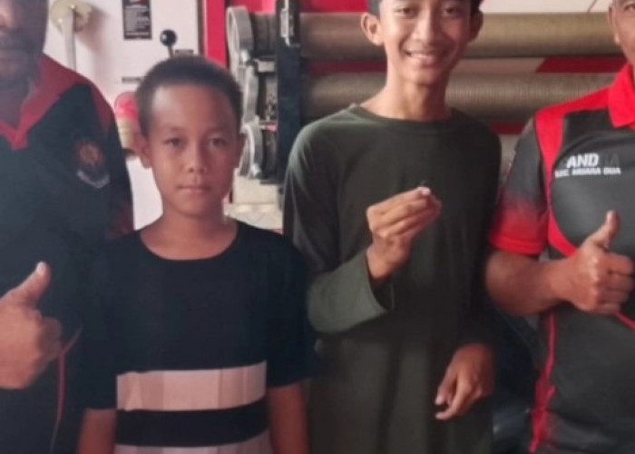 Damkarmat Berhasil Evakuasi Cincin Tersangkut di Jari Pelajar