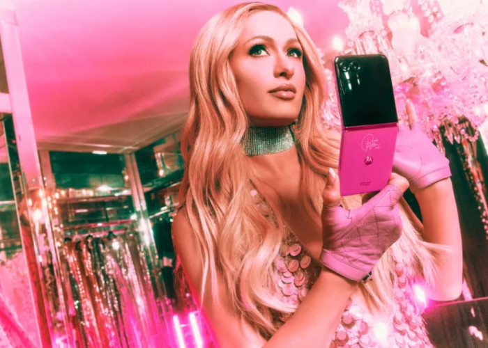 Motorola x Paris Hilton: Razr+ Edisi Terbatas yang Super Glamor!