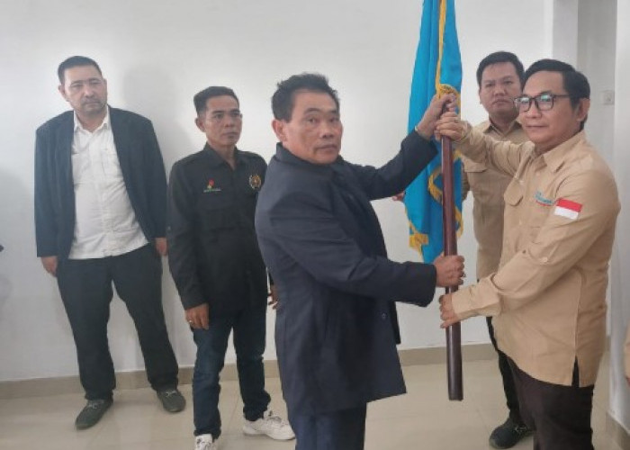 Pengurus PWI OKU Timur Resmi Dilantik 