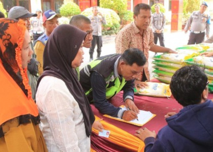 Polres OKU Timur Gelar Gerakan Pangan Murah
