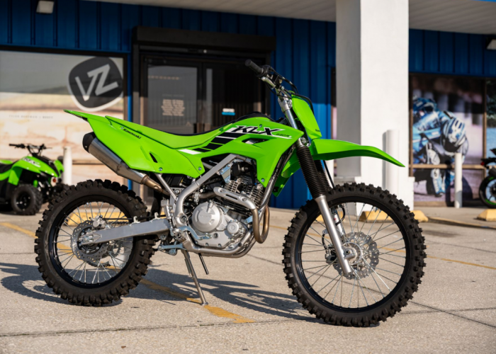 Kawasaki KLX230R 2026 Resmi Dijual di Indonesia, Motor Trail Murni Harga Rp50 Jutaan