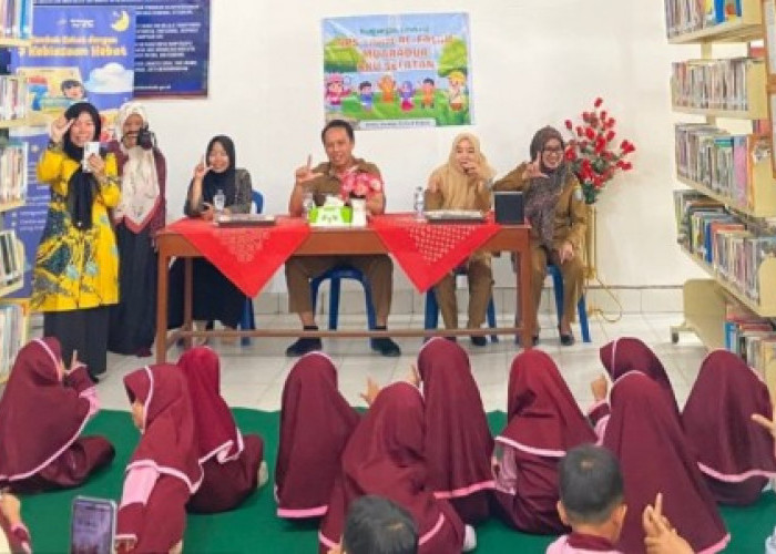 Tumbuhkan Budaya Literasi Sejak Dini, Kunjungi Perpustakaan OKU Selatan