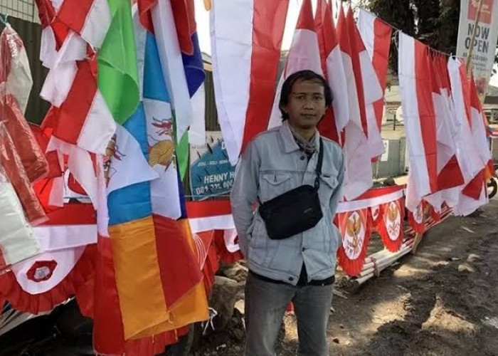 Menjelang HUT RI, Penjualan Bendera Merah Putih Meningkat 