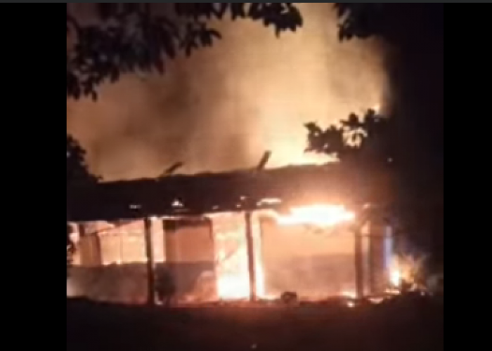 Tiga Ruangan SMPN 21 OKU Terbakar, Bupati Pastikan Segera Direhabilitasi