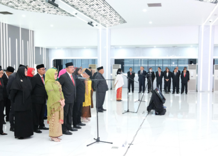 Wamen Ossy Minta Jajaran Bekerja Adaptif terhadap Tantangan Zaman