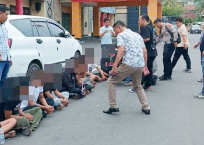 Pasca Perusakan dan Pembakaran, 17 Pemuda Dibekuk Polrestabes Palembang 