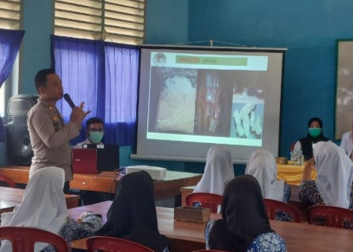 Polsek Pulau Beringin Gencar Sosialisasi Bahaya Narkoba di Sekolah, Cegah Kenakalan Remaja