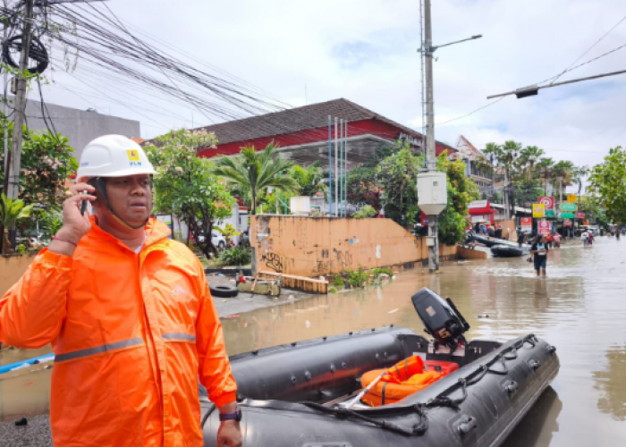 PLN Pulihkan Listrik Pascabencana, Warga Bali Kembali Beraktivitas