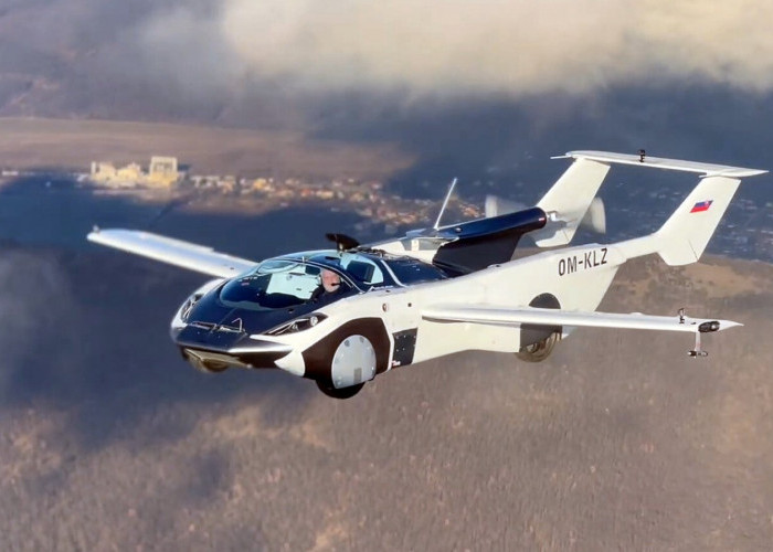 AirCar Resmi Diperkenalkan, Mobil Terbang yang Bisa Dibeli Mulai 2026 dengan Harga Fantastis