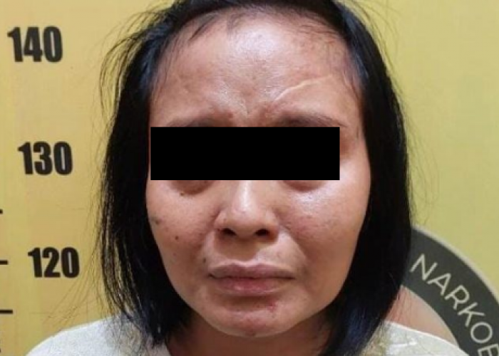 Karyawati Swasta Cantik di OKU Timur Ditangkap Simpan Sabu 