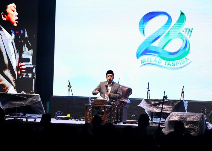 Menteri Nusron: Santri Harus Siap Menjadi Ulama, Teknokrat, dan Pemimpin Bangsa