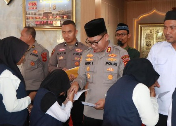 Rayakan Setahun Pemerintahan Prabowo–Gibran, Adakan Doa Bersama dan Santunan Anak Yatim